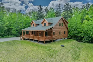 92 Joyce Dr, Carroll, NH 03595 - Photo 2