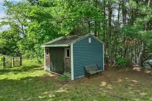 21 Lois St, Rochester, NH 03867 - Photo 10