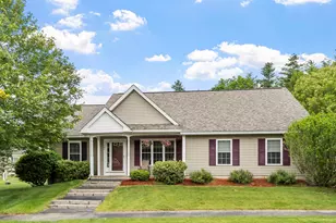 22 Dixon Dr, Litchfield, NH 03052 - Photo 4