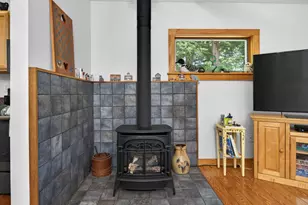 2221 Valley Rd, Stoddard, NH 03280 - Photo 14