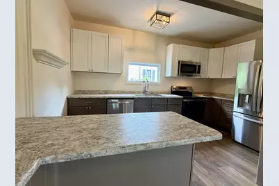 47 Upper Welden Street, St. Albans City,  05478 - Photo 8