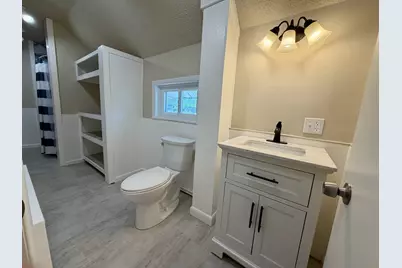 47 Upper Welden Street, St. Albans City,  05478 - Photo 18