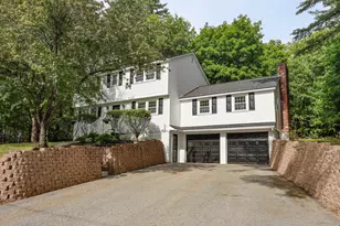 9 Northfield Rd, Amherst, NH 03031 - Photo 4
