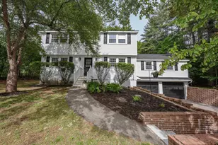 9 Northfield Rd, Amherst, NH 03031 - Photo 2
