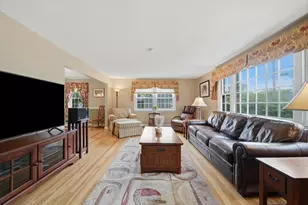 41 Nottingham Dr, Nashua, NH 03062 - Photo 8
