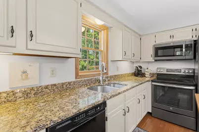 18 Paul Avenue, Derry, NH 03038 - Photo 22