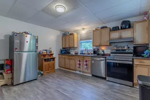 484 Silver St, Rollinsford, NH 03869 - Photo 6