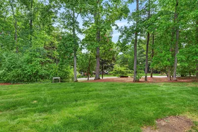 37 Stacey Circle, Windham, NH 03087 - Photo 40