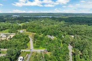 93 Gulf Rd, Derry, NH 03038 - Photo 10