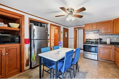 25 Eastman Avenue, Bedford, NH 03110 - Photo 4