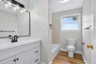 33 Acorn St, Hartford, VT 05001 - Photo 30