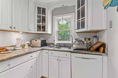 270 Orange Street #2, Manchester, NH 03104 - Photo 20