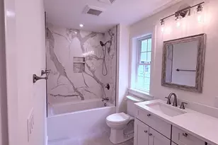 10 Charlotte Dr, Dover, NH 03820 - Photo 14
