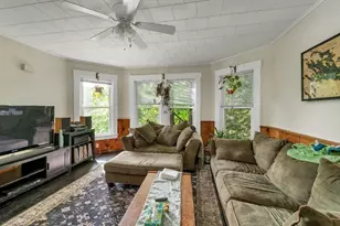 8 Lewis St, Laconia, NH 03246 - Photo 16