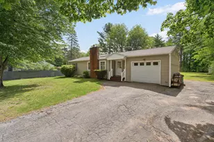 27 Flat Rock Bridge Rd, Rochester, NH 03868 - Photo 2