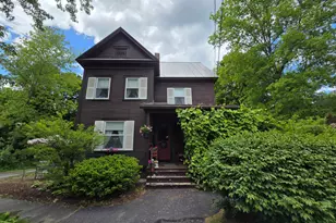 27 Crafts Ave, Lebanon, NH 03784 - Photo 2