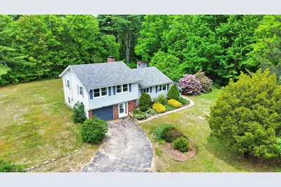 23 Joanne Terrace, Laconia, NH 03246 - Photo 2