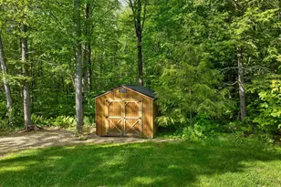 14 Doris Dr, Hooksett, NH 03106 - Photo 6