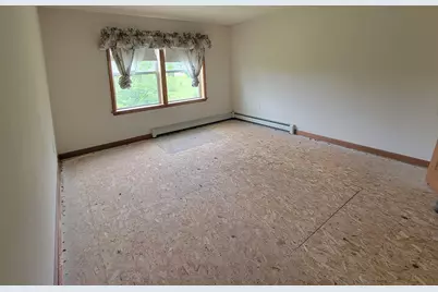 42 Chester Road, Raymond, NH 03077 - Photo 16