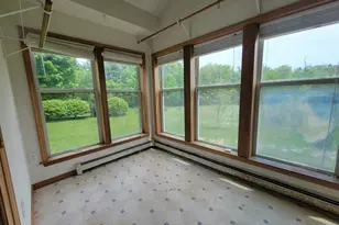 42 Chester Rd, Raymond, NH 03077 - Photo 22
