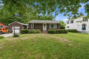 127 Franklin St, Rochester, NH 03867 - Photo 2