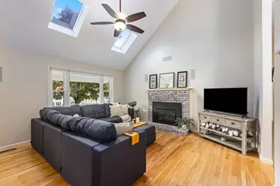 16 Locke Mill Drive, Litchfield, NH 03052 - Photo 6