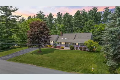16 Locke Mill Drive, Litchfield, NH 03052 - Photo 2