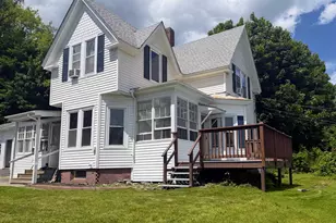 95 Clinton St, Springfield, VT 05156 - Photo 2