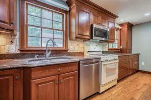 11 Brek Dr, Merrimack, NH 03054 - Photo 16