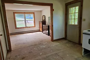 133 Highland Ave, Littleton, NH 03561 - Photo 8