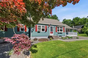 7 Nicholas Rd, Plaistow, NH 03865 - Photo 2