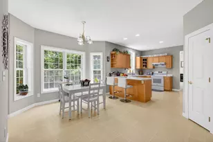 23 Tumble Rd, Bedford, NH 03110 - Photo 6