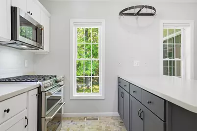 6 Meadowood Drive, Exeter, NH 03833 - Photo 12