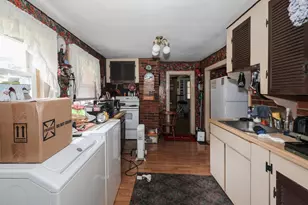 186 Peabody Ave, Manchester, NH 03109 - Photo 4