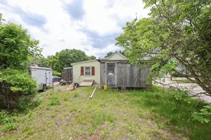 186 Peabody Ave, Manchester, NH 03109 - Photo 16