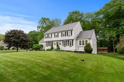 44 Brickyard Drive, Litchfield, NH 03052 - Photo 2