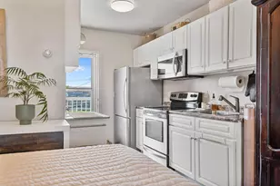 20 Brown Ave, Hampton, NH 03842 - Photo 8