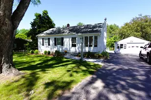 323 Matthews Rd, Swanzey, NH 03446 - Photo 1