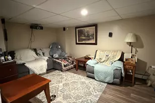 9 Doris St, Derry, NH 03038 - Photo 12