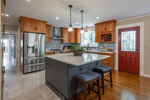 14 Wentworth St, Nashua, NH 03060 - Photo 8