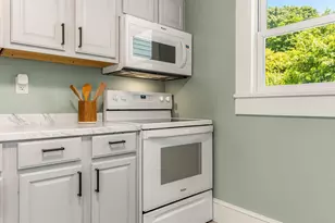 17 Rogers St, Dover, NH 03820 - Photo 10