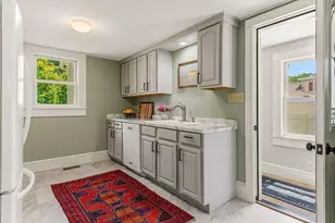 17 Rogers St, Dover, NH 03820 - Photo 6