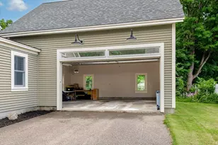 17 Rogers St, Dover, NH 03820 - Photo 4