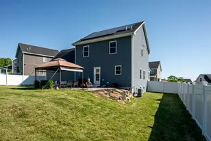 14 Eisenhower Dr, Rochester, NH 03867 - Photo 26