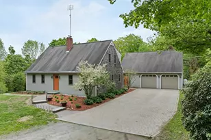 371 Baker Rd, Henniker, NH 03242 - Photo 1