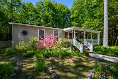 22 Susan Street, Danville, NH 03819 - Photo 2