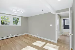 161 S Gray St, Manchester, NH 03103 - Photo 22