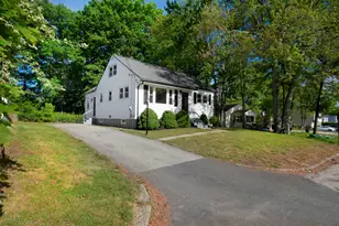 161 S Gray St, Manchester, NH 03103 - Photo 2
