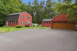 266 Main St, Sandown, NH 03873 - Photo 2