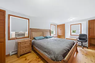 266 Main St, Sandown, NH 03873 - Photo 16